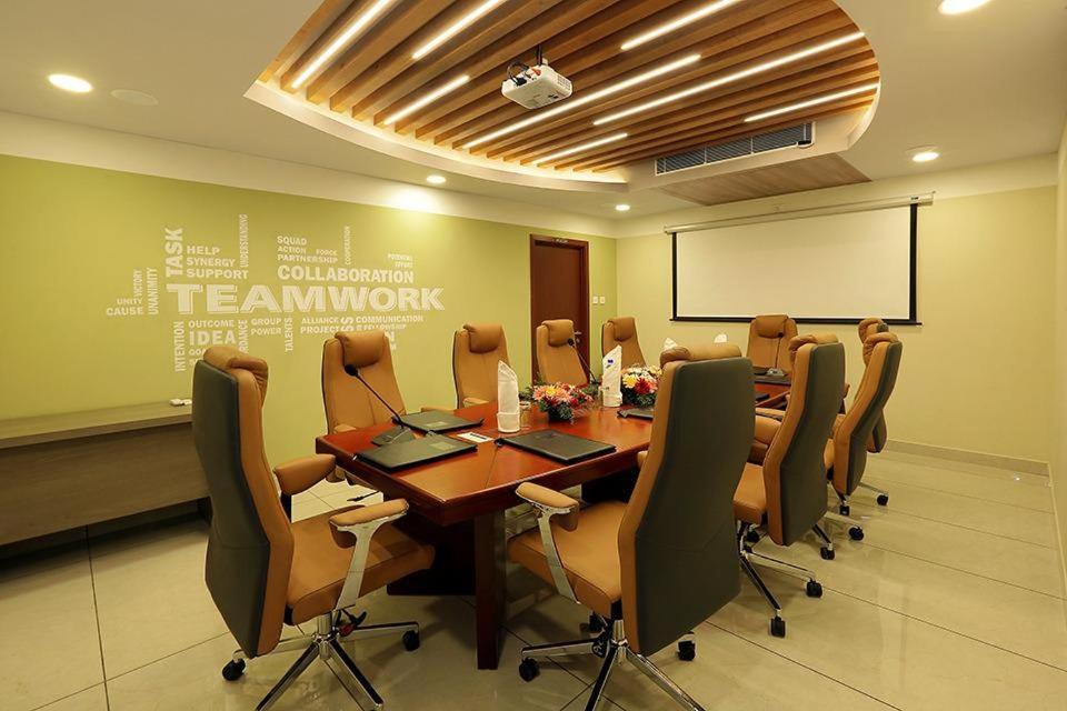 Hotel New York Square Kottayam Luaran gambar