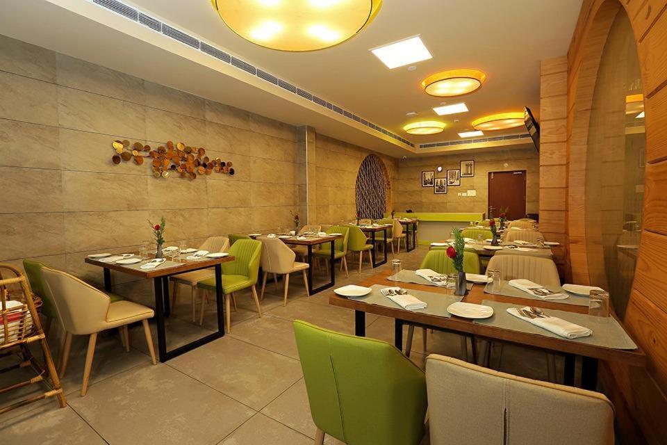 Hotel New York Square Kottayam Luaran gambar