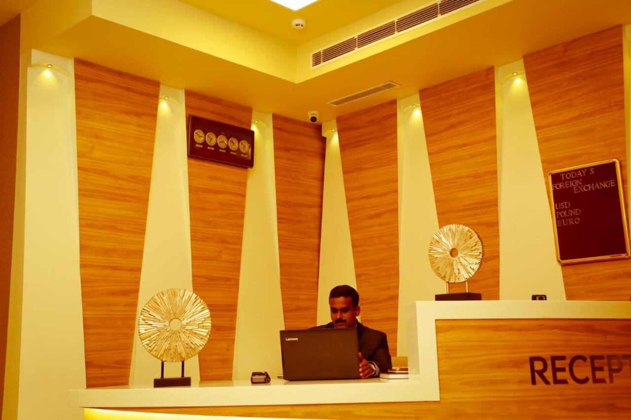 Hotel New York Square Kottayam Luaran gambar
